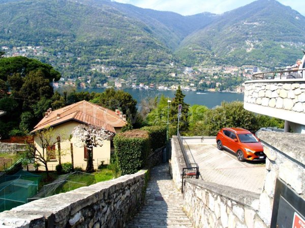 casa indipendente in vendita a Torno