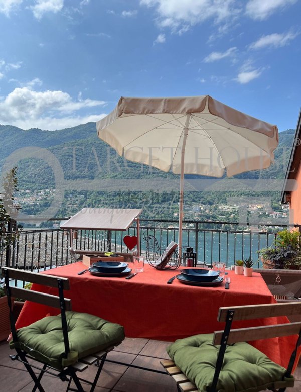 appartamento in vendita a Torno