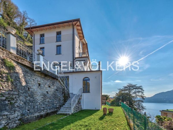 casa indipendente in vendita a Torno