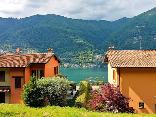 casa indipendente in vendita a Torno