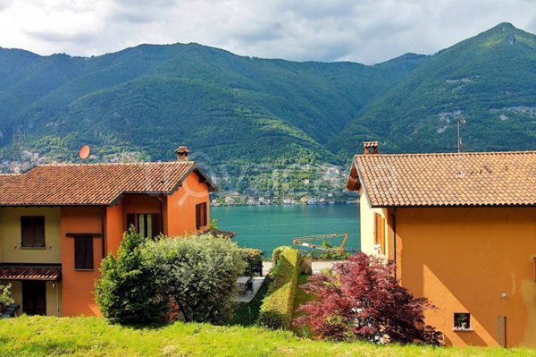 casa indipendente in vendita a Torno