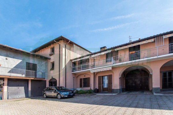 appartamento in vendita a Turate in zona Mascazza