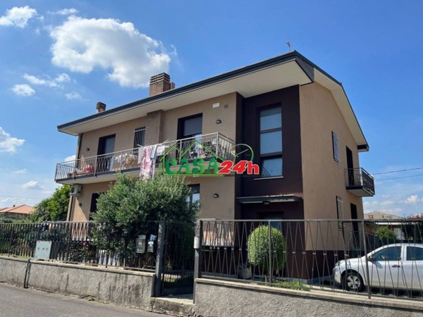 casa indipendente in vendita a Turate