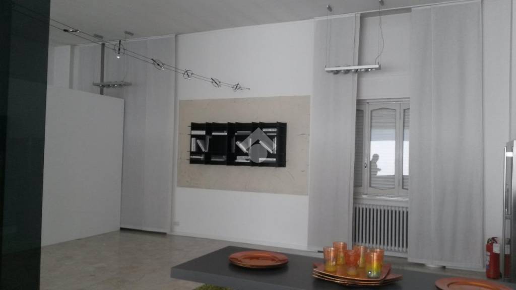 negozio in vendita a Turate