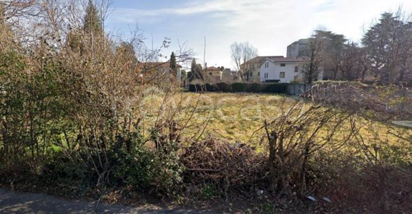 casa indipendente in vendita a Turate