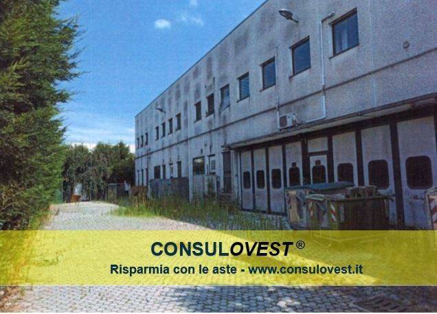 negozio in vendita a Turate