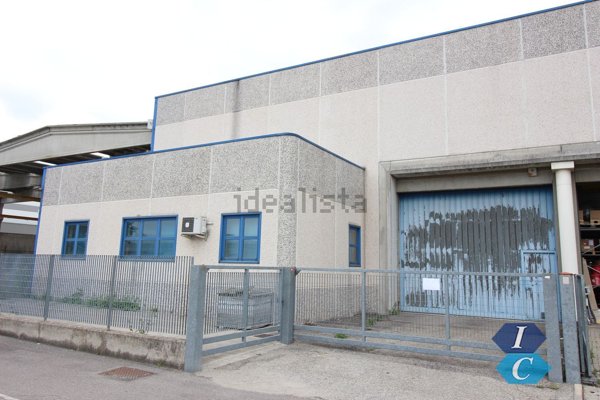 ufficio in vendita a Turate