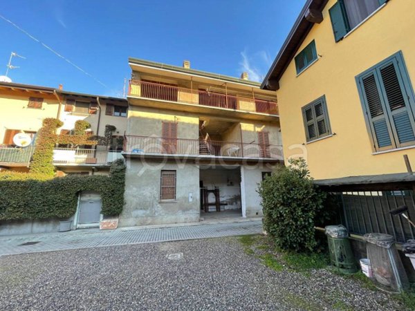 casa indipendente in vendita a Turate