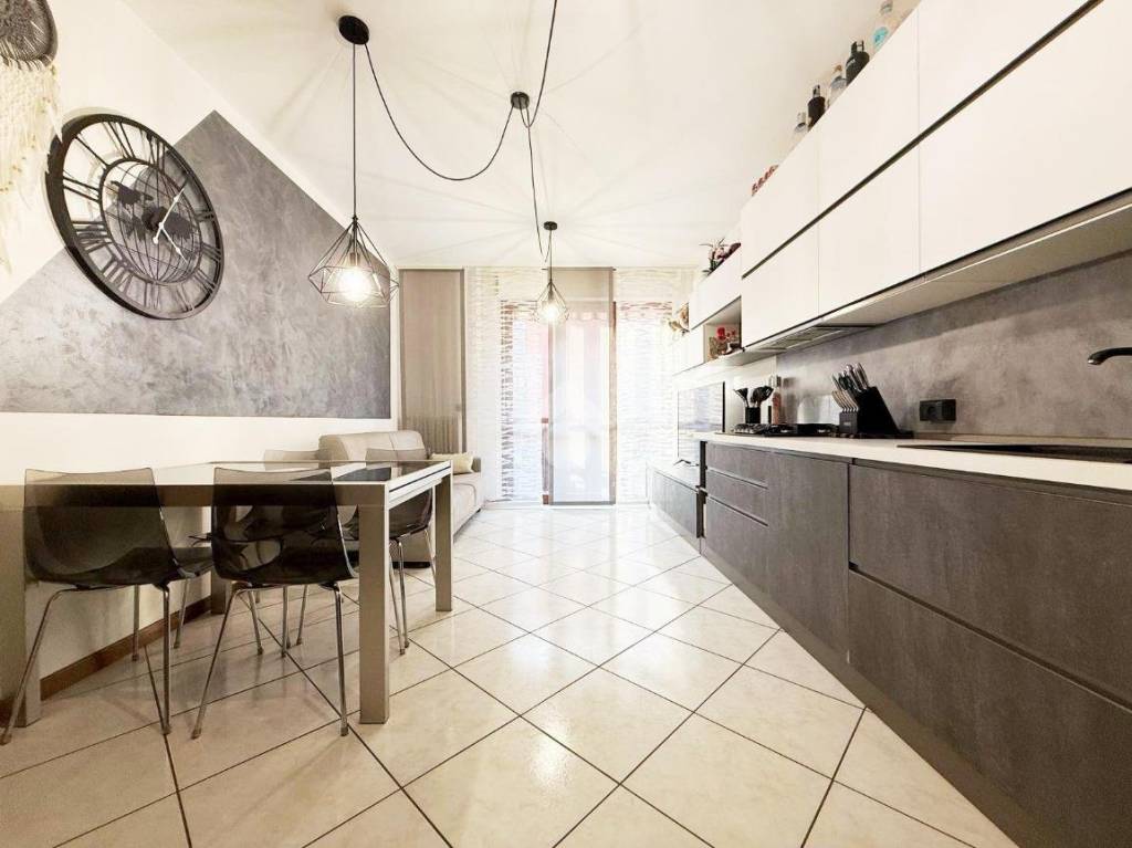 appartamento in vendita a Turate