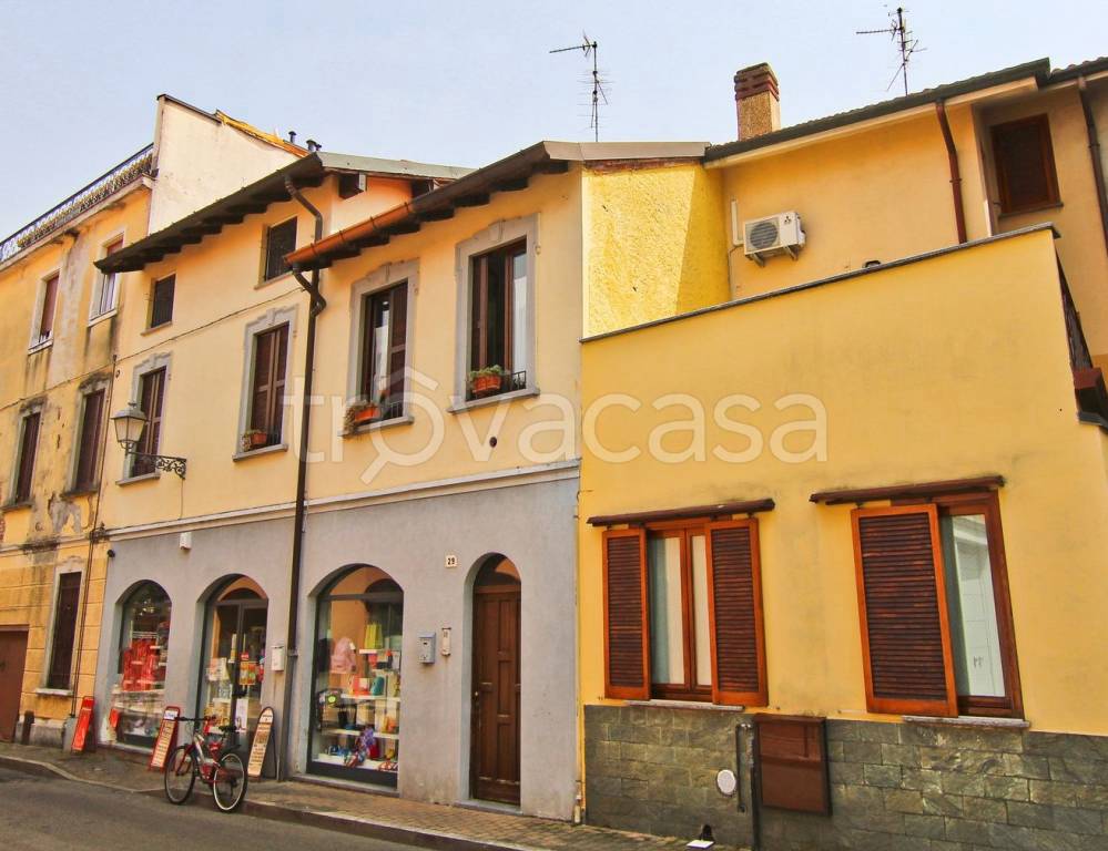 appartamento in vendita a Turate
