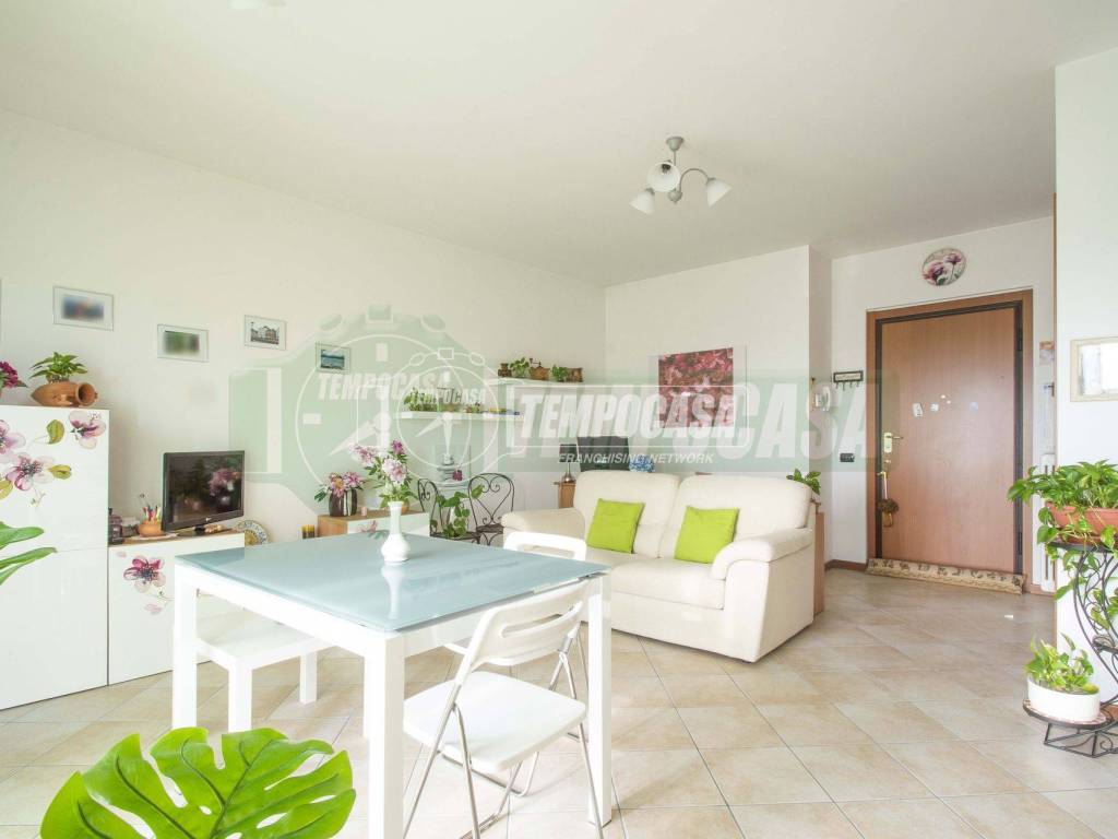 appartamento in vendita a Turate