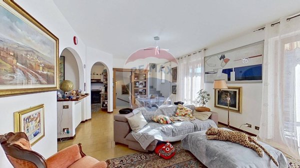 casa indipendente in vendita a Turate