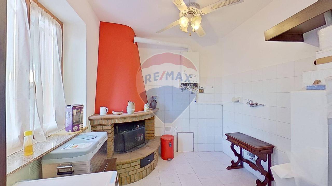 casa indipendente in vendita a Turate