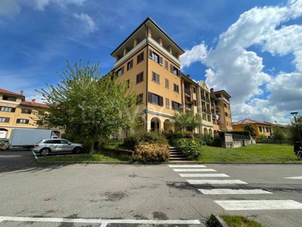 appartamento in vendita a Turate