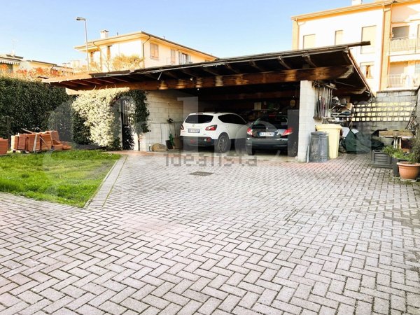 appartamento in vendita a Turate