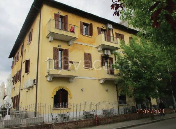 trivano in vendita a Turate