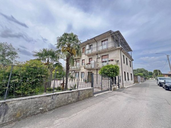 appartamento in vendita a Turate