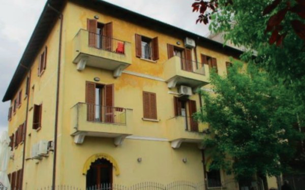 negozio in vendita a Turate