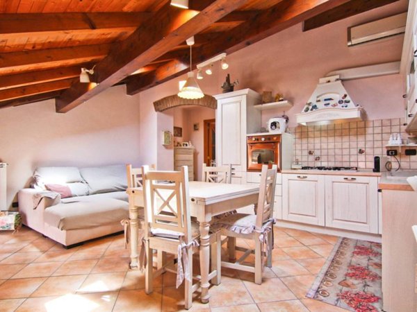 appartamento in vendita a Turate
