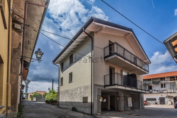 appartamento in vendita a Turate