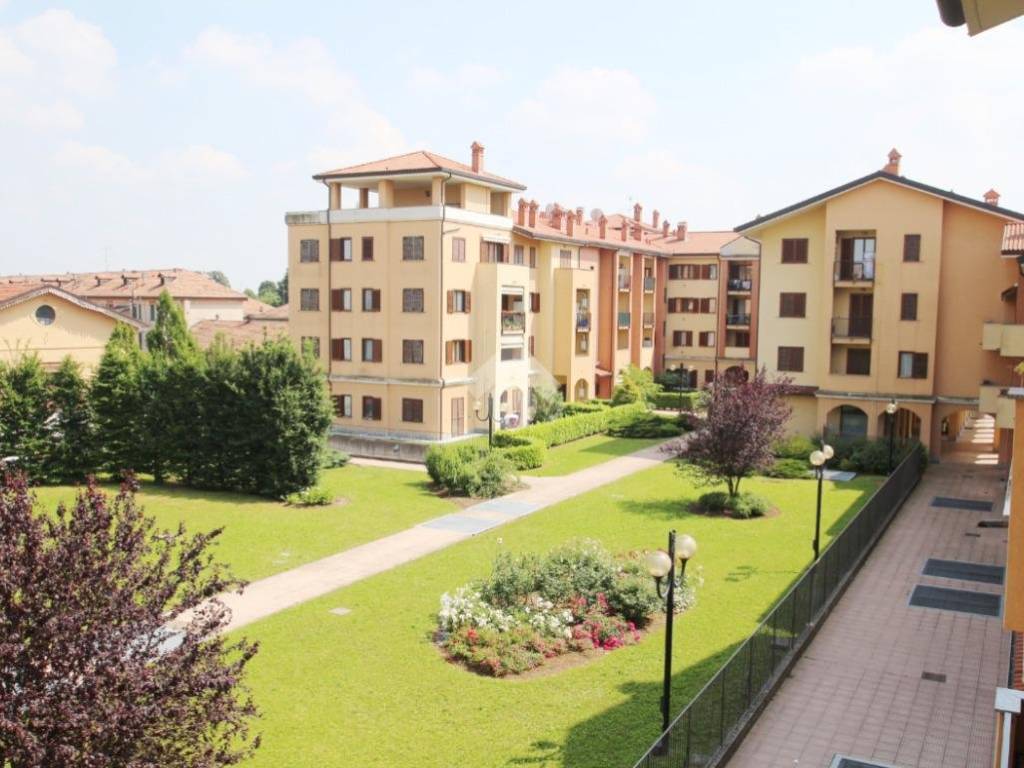 appartamento in vendita a Turate