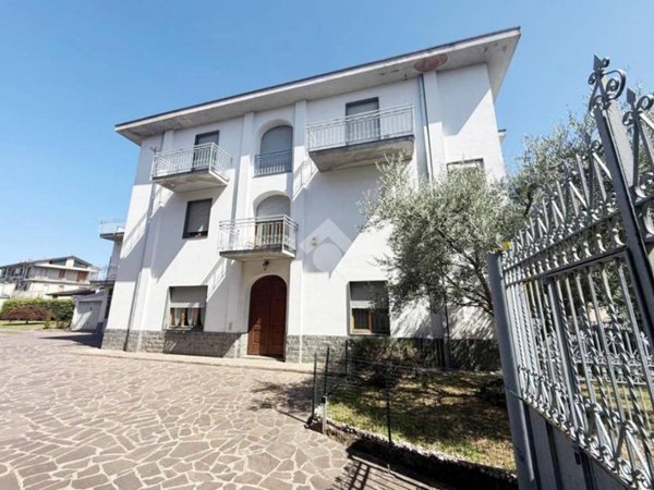 appartamento in vendita a Turate