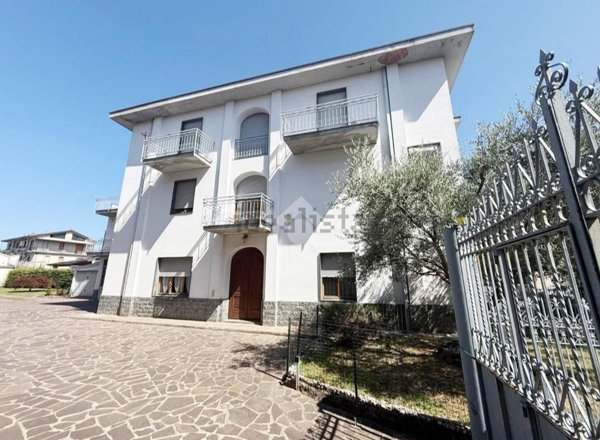 appartamento in vendita a Turate