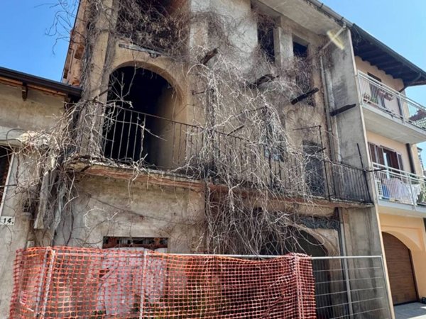casa indipendente in vendita a Turate