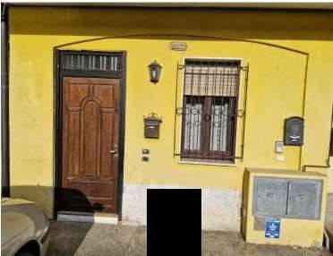 appartamento in vendita a Turate in zona Piatti