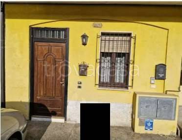 appartamento in vendita a Turate in zona Piatti