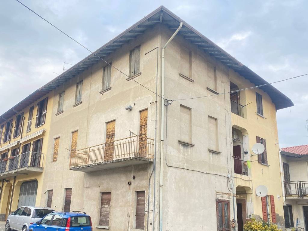 appartamento in vendita a Turate