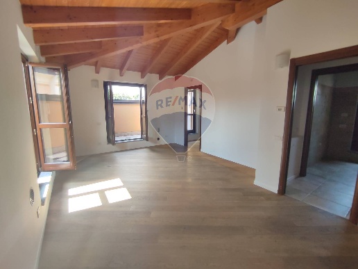 appartamento in vendita a Turate