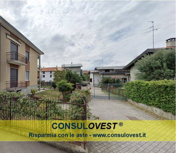 casa indipendente in vendita a Turate