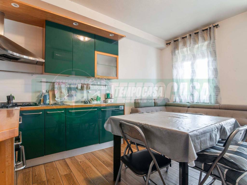appartamento in vendita a Turate
