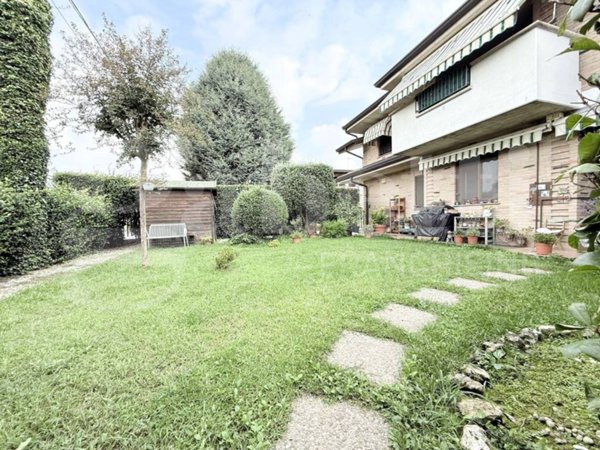 appartamento in vendita a Turate
