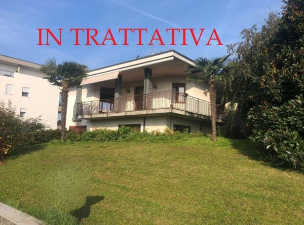 casa indipendente in vendita a Turate