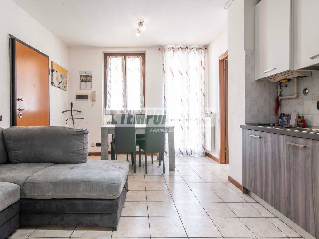 appartamento in vendita a Turate