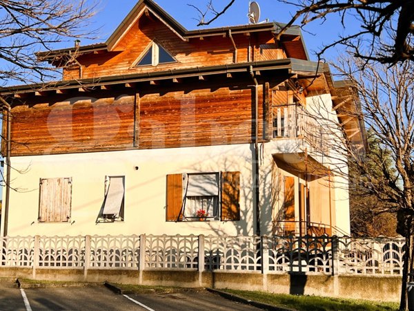 casa indipendente in vendita a Turate