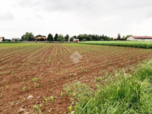 terreno agricolo in vendita a Turate