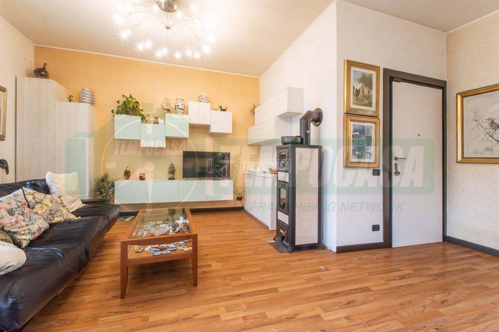 appartamento in vendita a Turate