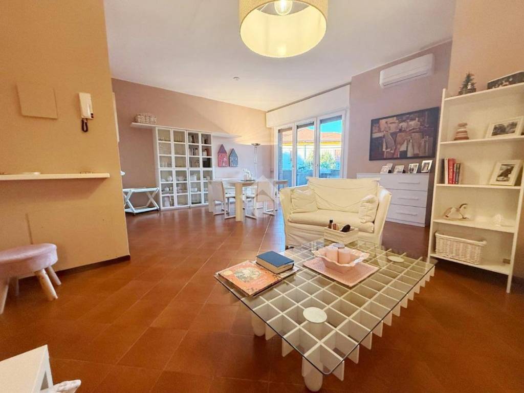 appartamento in vendita a Turate