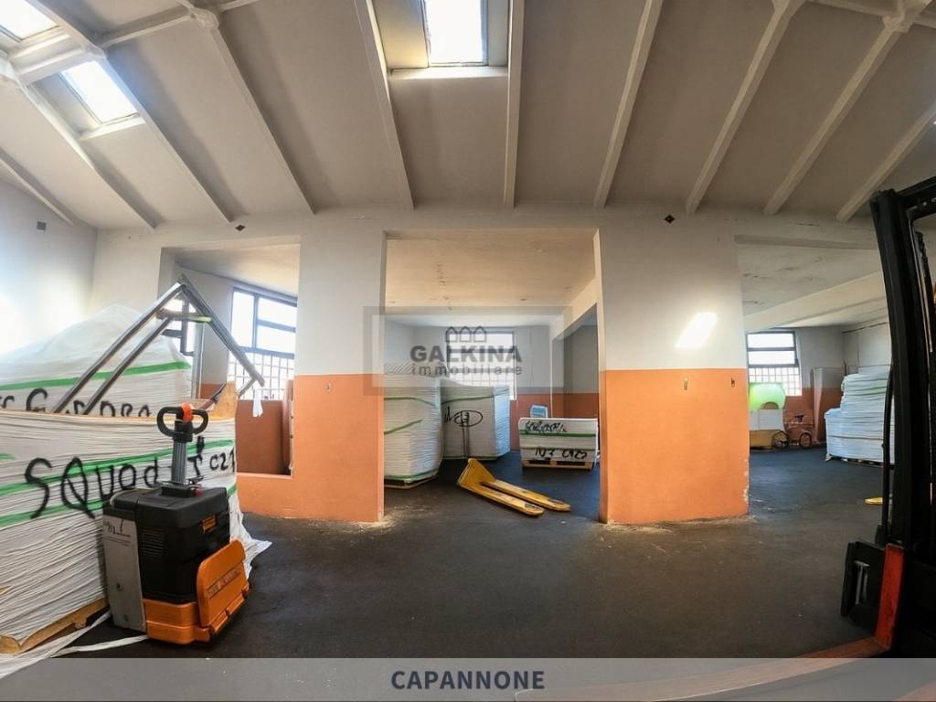 locale commerciale in vendita a Turate