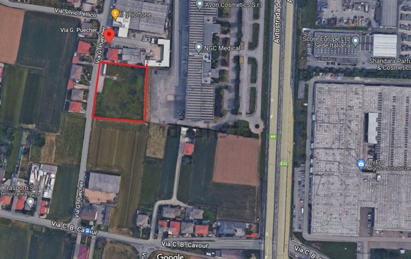 capannone in vendita a Turate