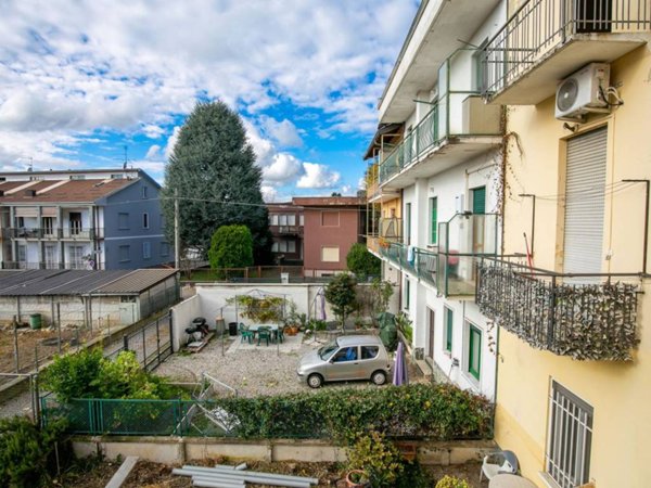 appartamento in vendita a Turate