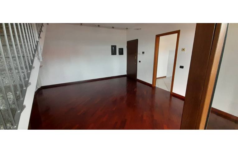 appartamento in vendita a Turate