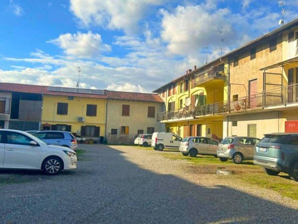 appartamento in vendita a Turate