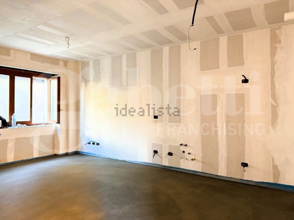 appartamento in vendita a Turate