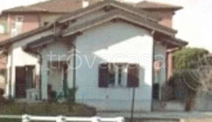 casa indipendente in vendita a Turate