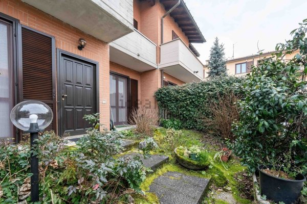 casa indipendente in vendita a Turate