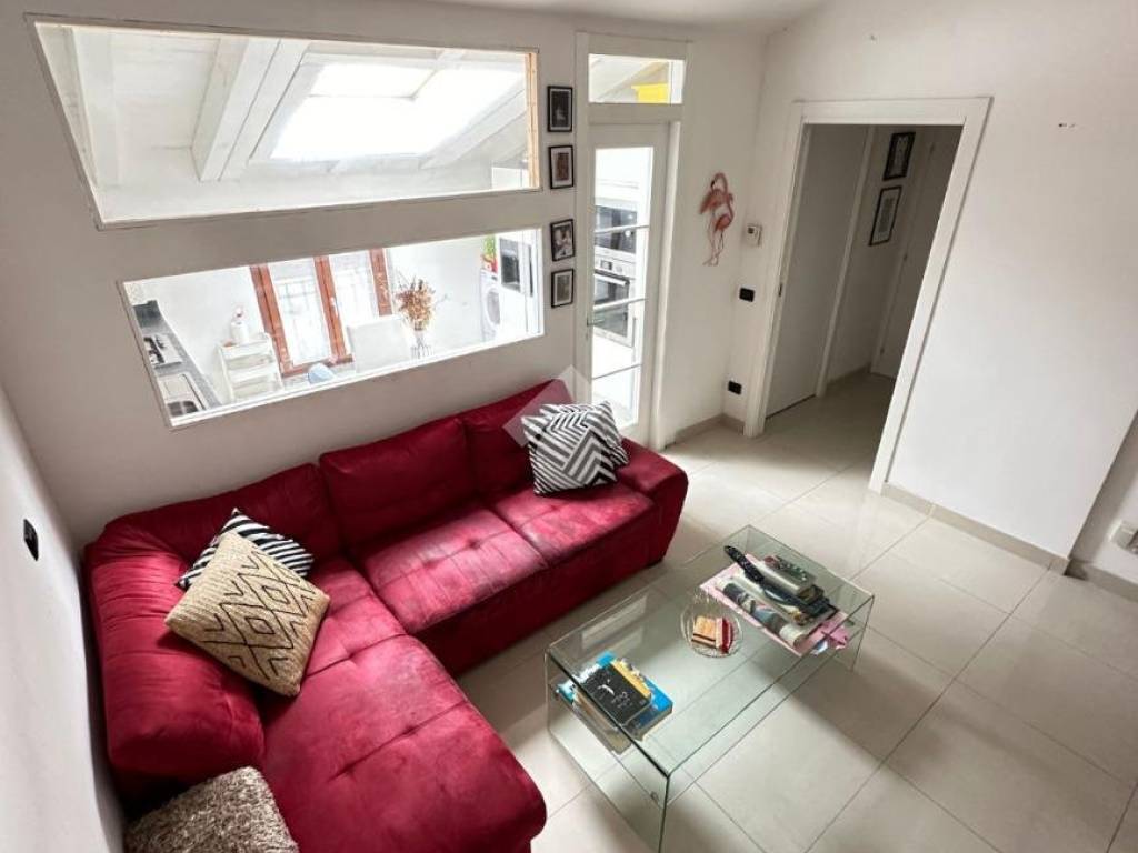 appartamento in vendita a Turate